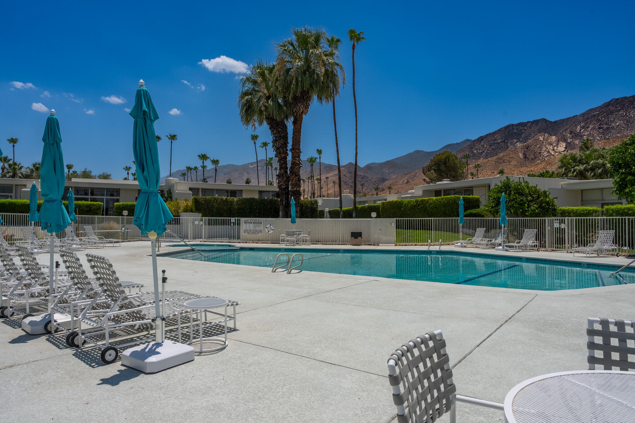 720 E La Verne WAY