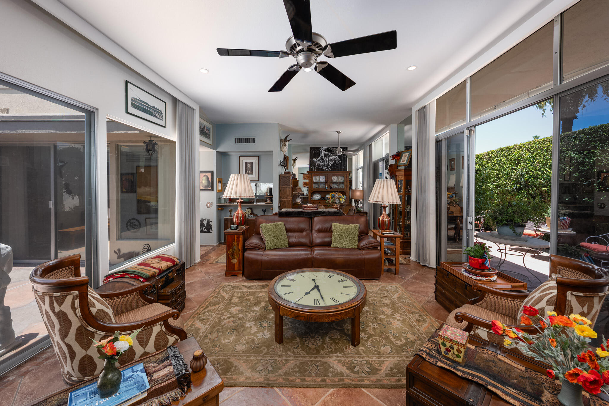 720 E La Verne WAY