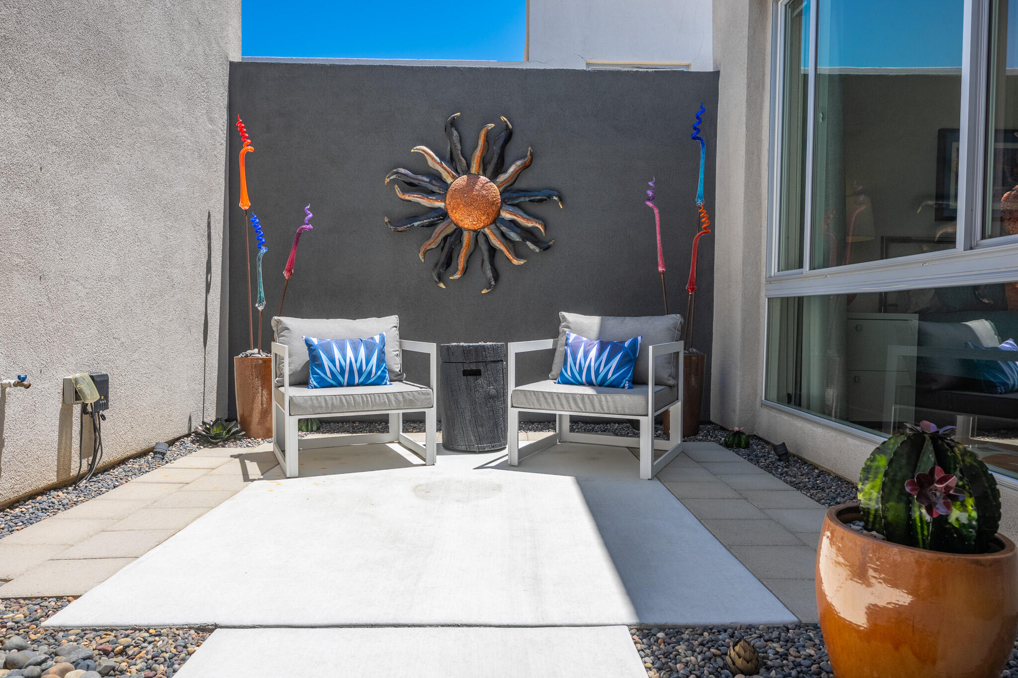 4270 Amber LN