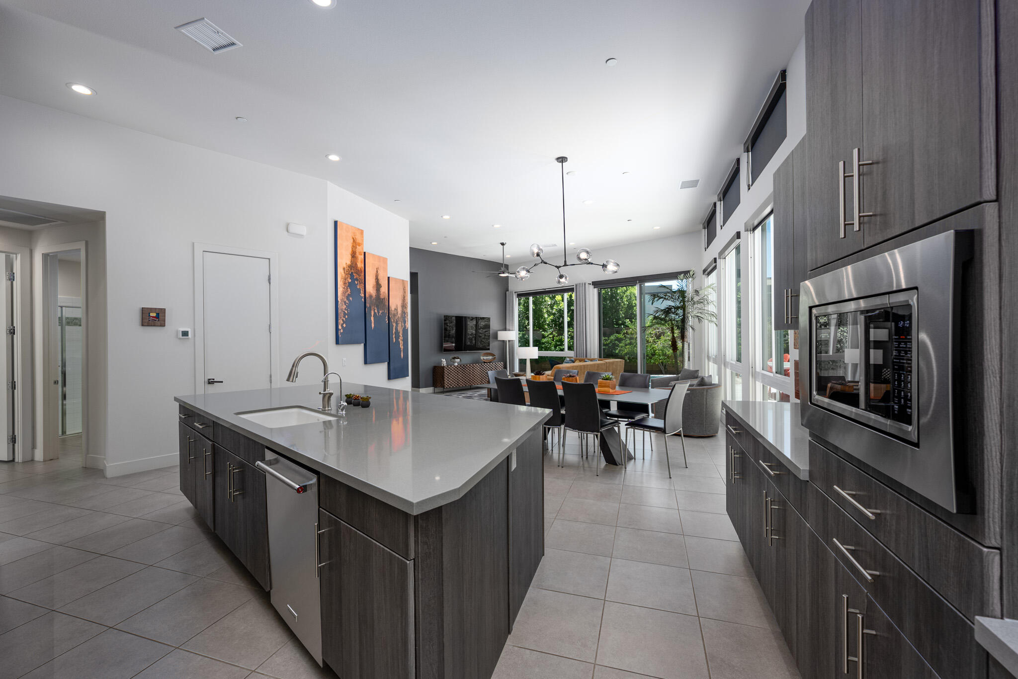 4270 Amber LN