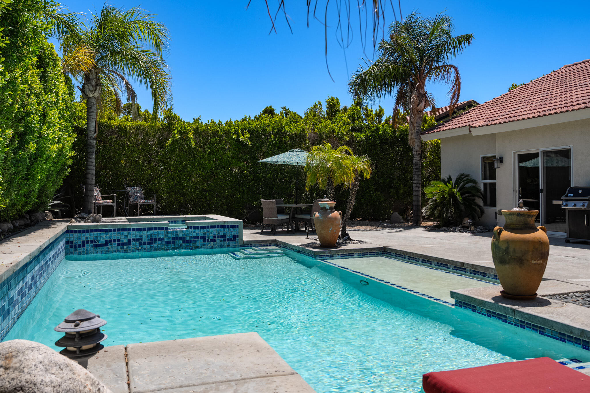 1598 Amelia WAY