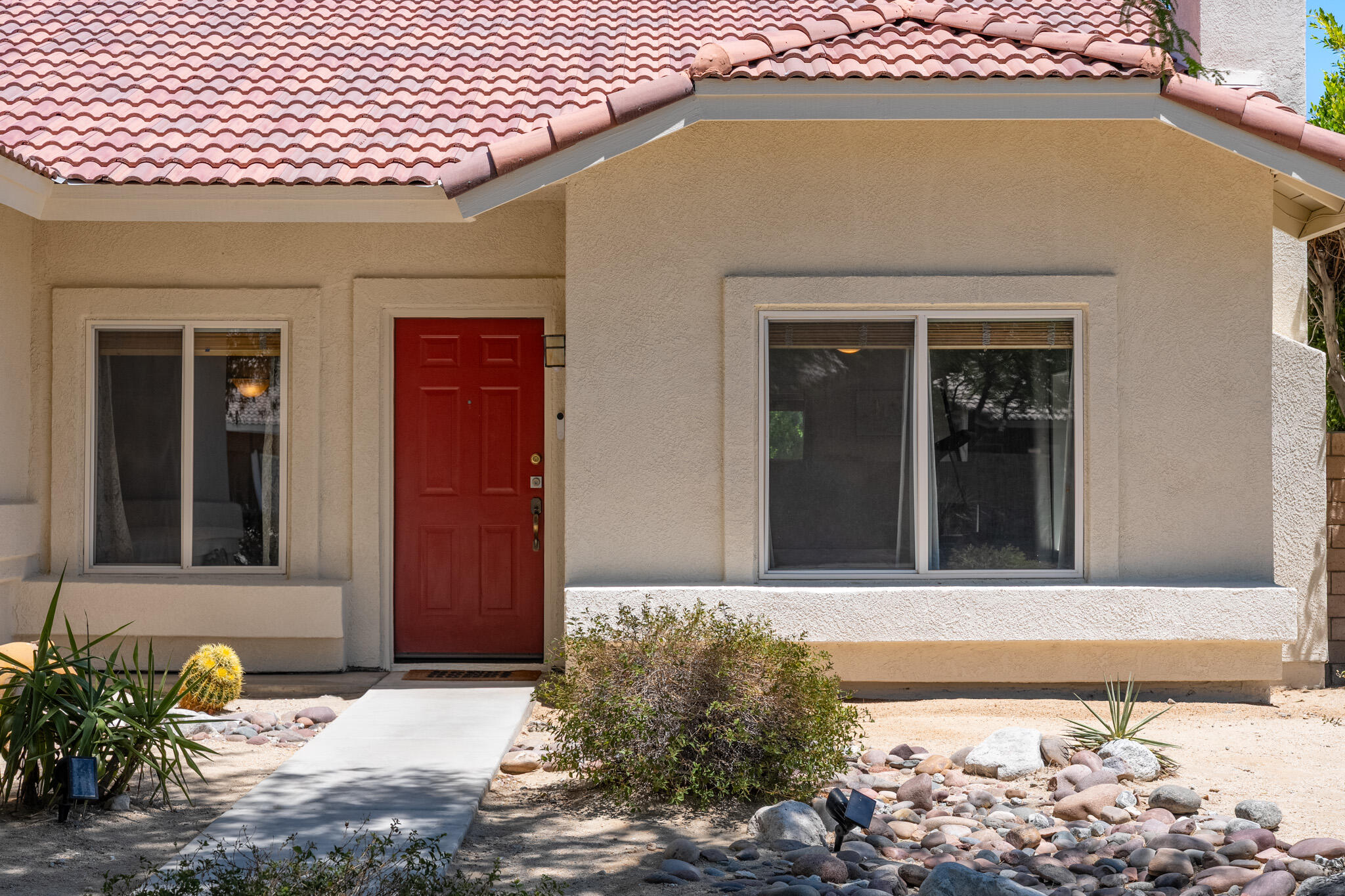 1598 Amelia WAY