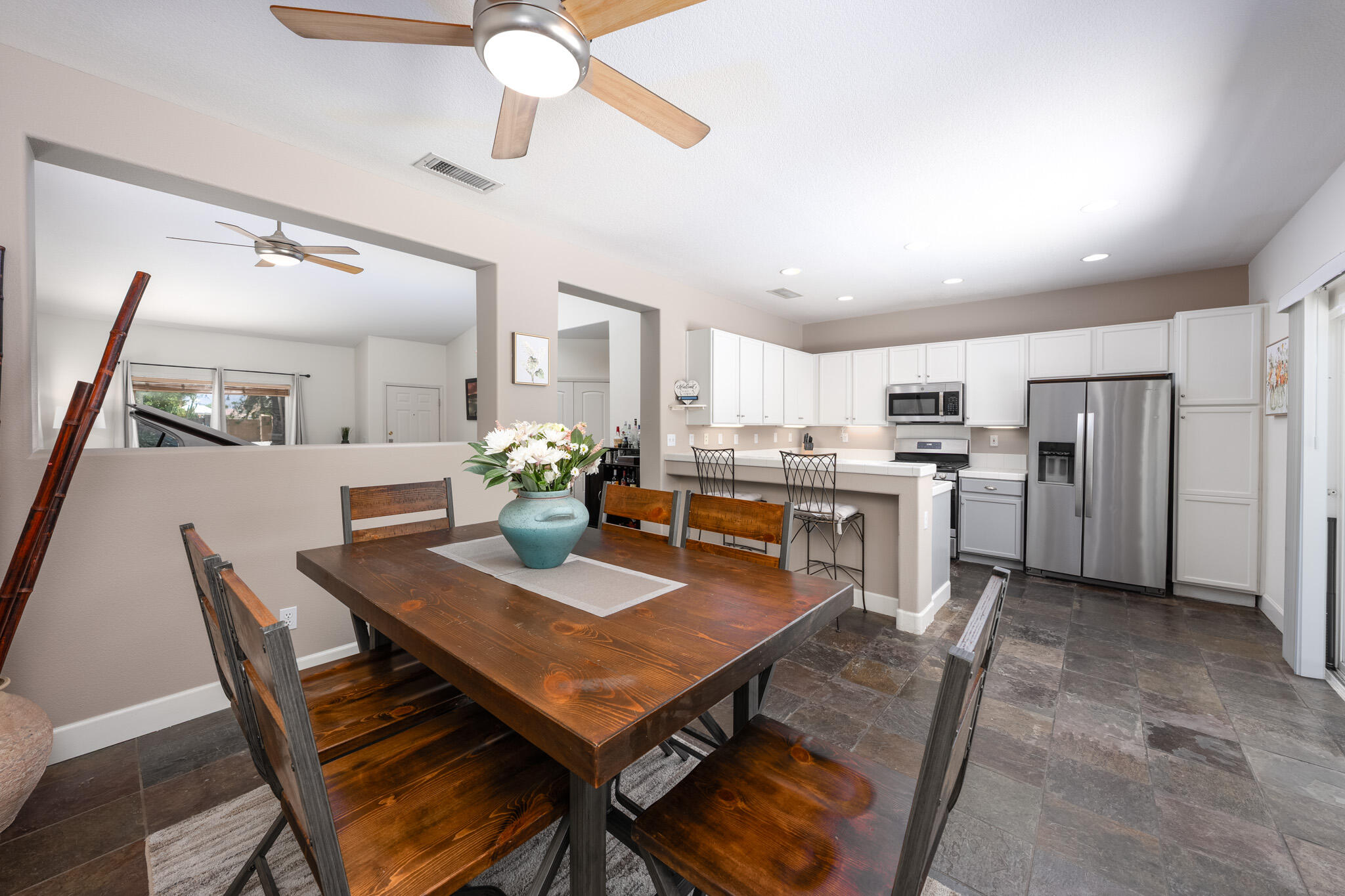 1598 Amelia WAY