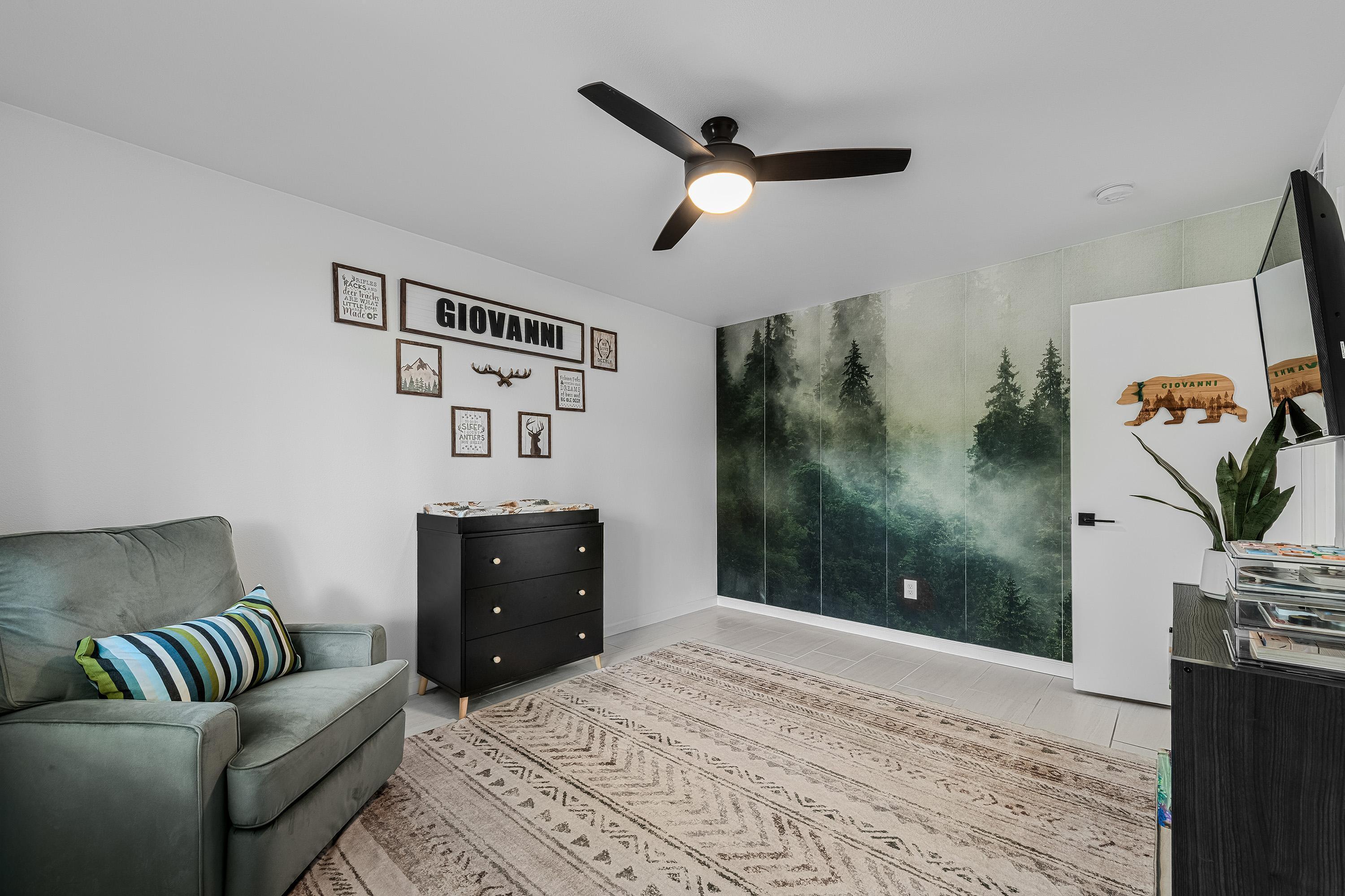 1110 E Vista Chino