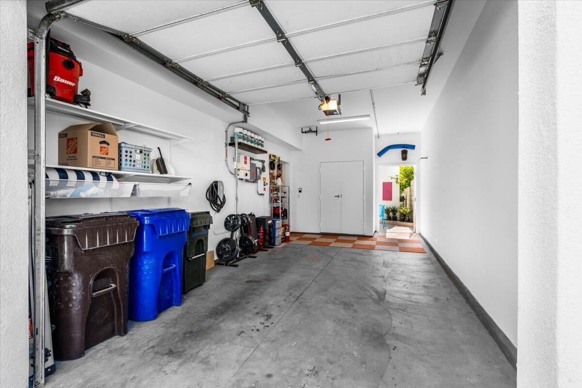 3552 Melody LN