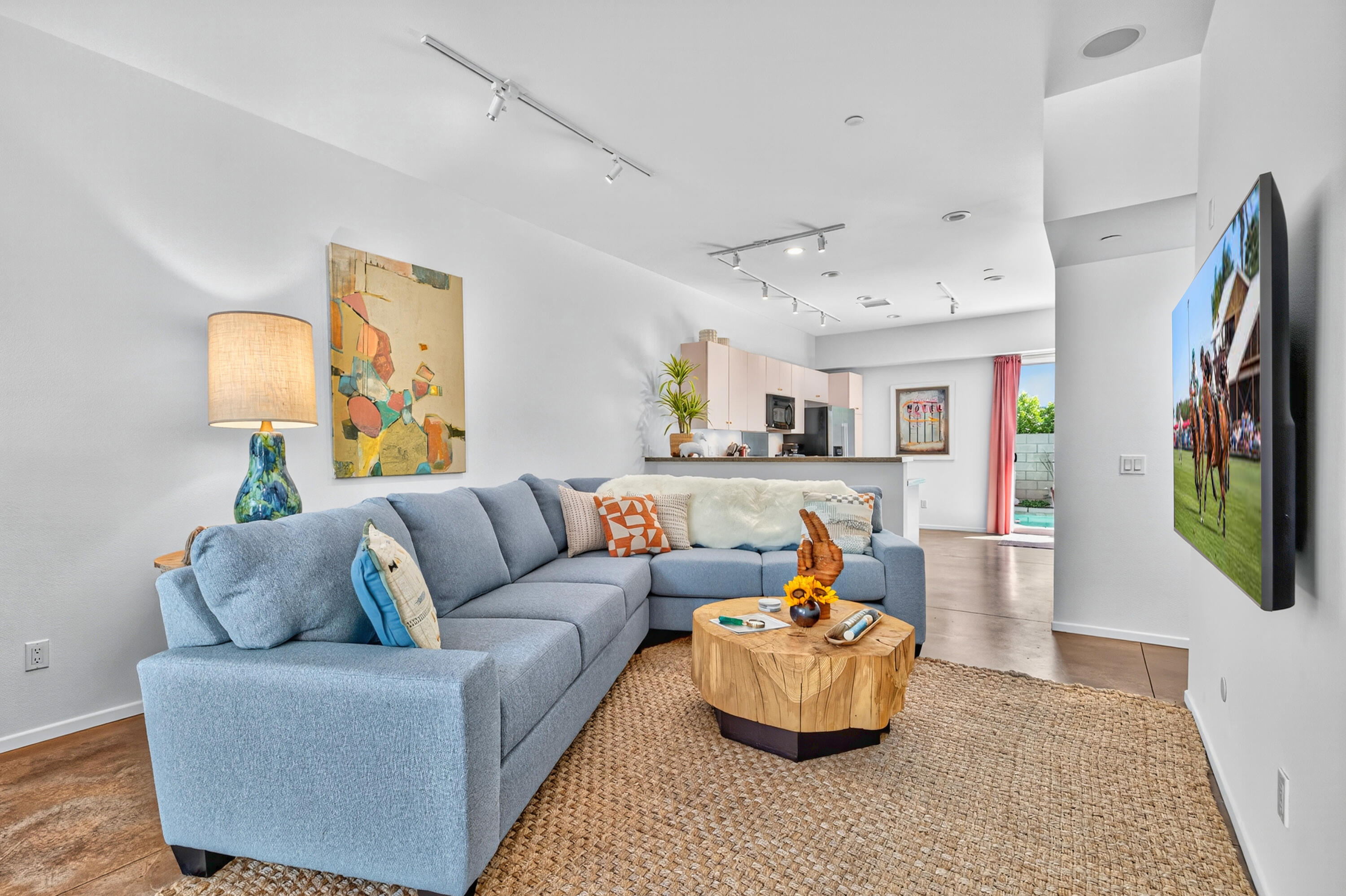 3552 Melody LN