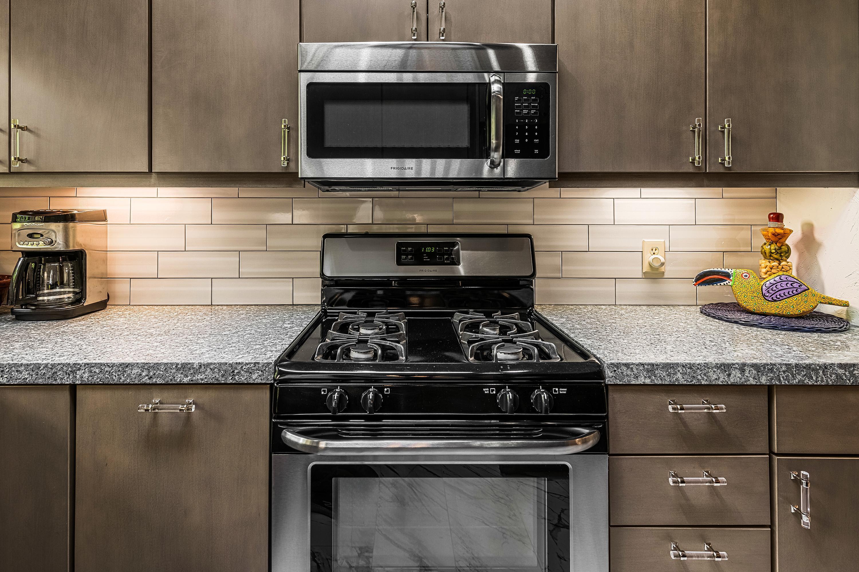572 W Arenas RD Unit: 2