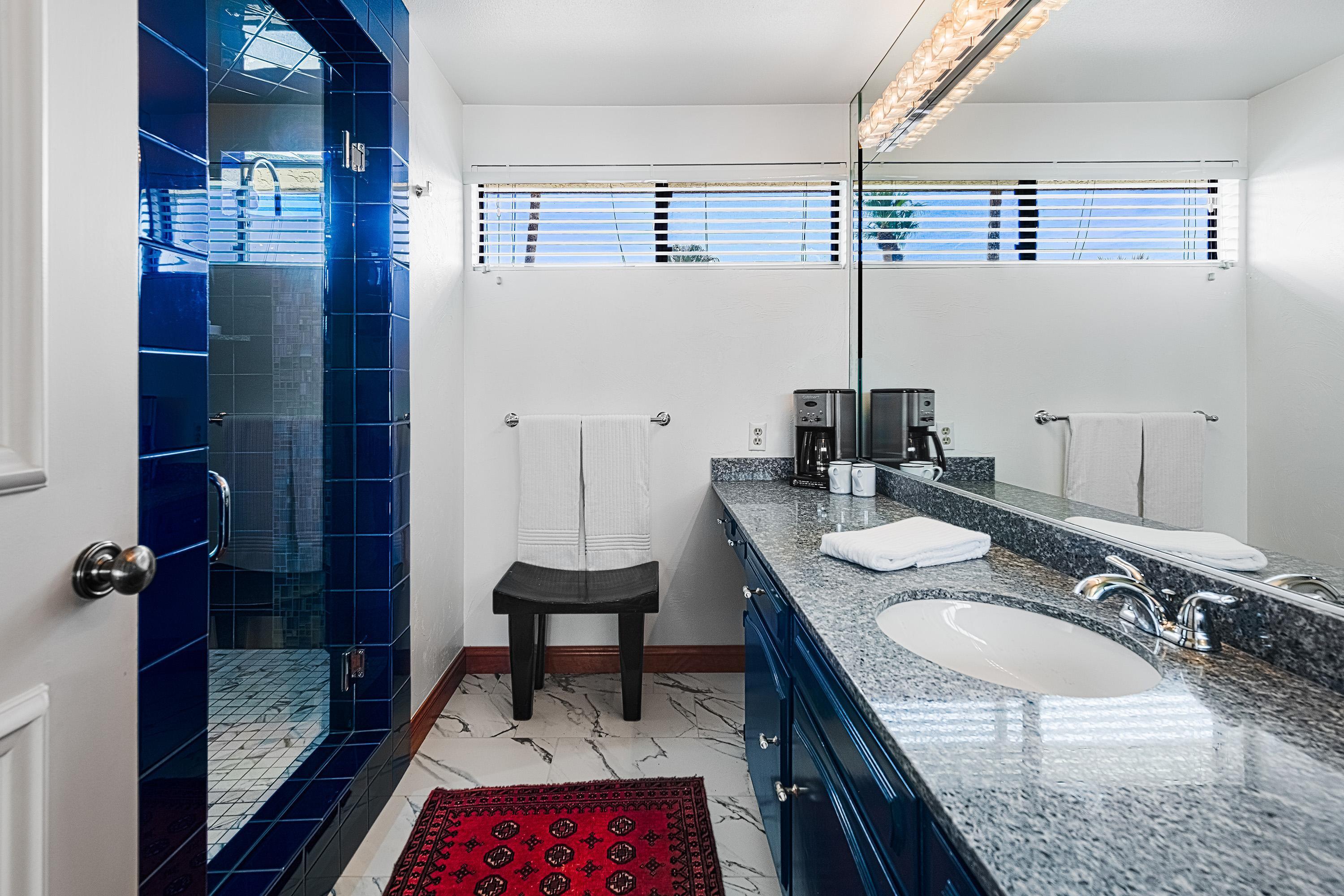 572 W Arenas RD Unit: 2