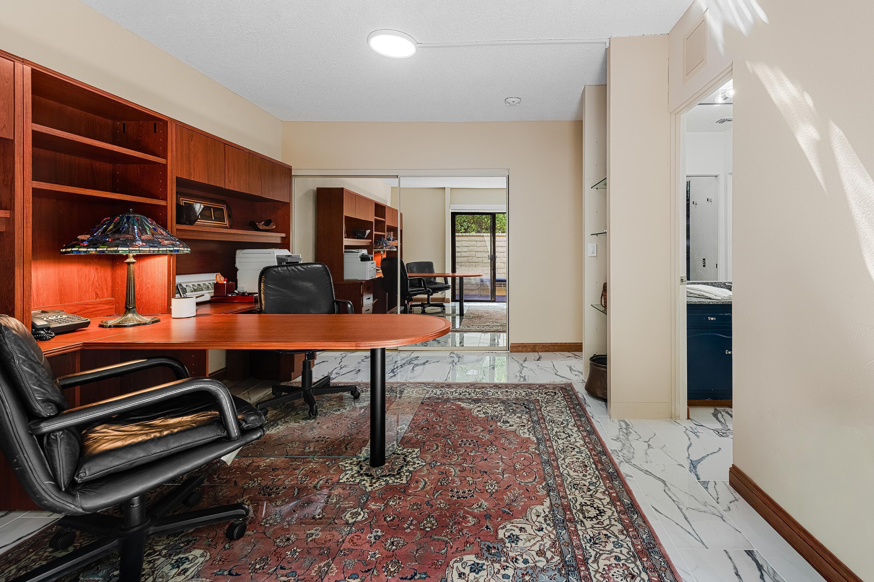 572 W Arenas RD Unit: 2