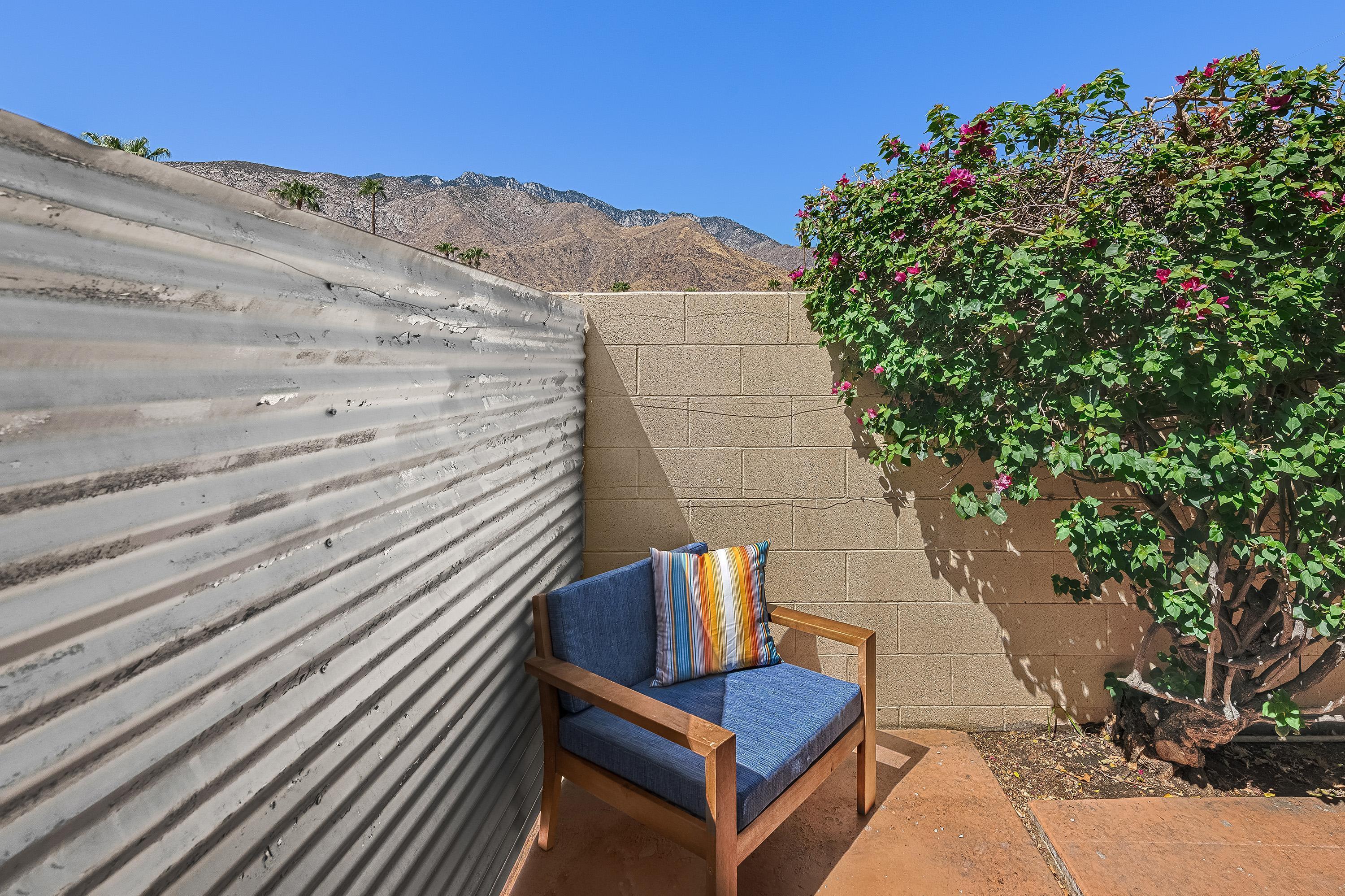 314 E Stevens RD Unit: 2