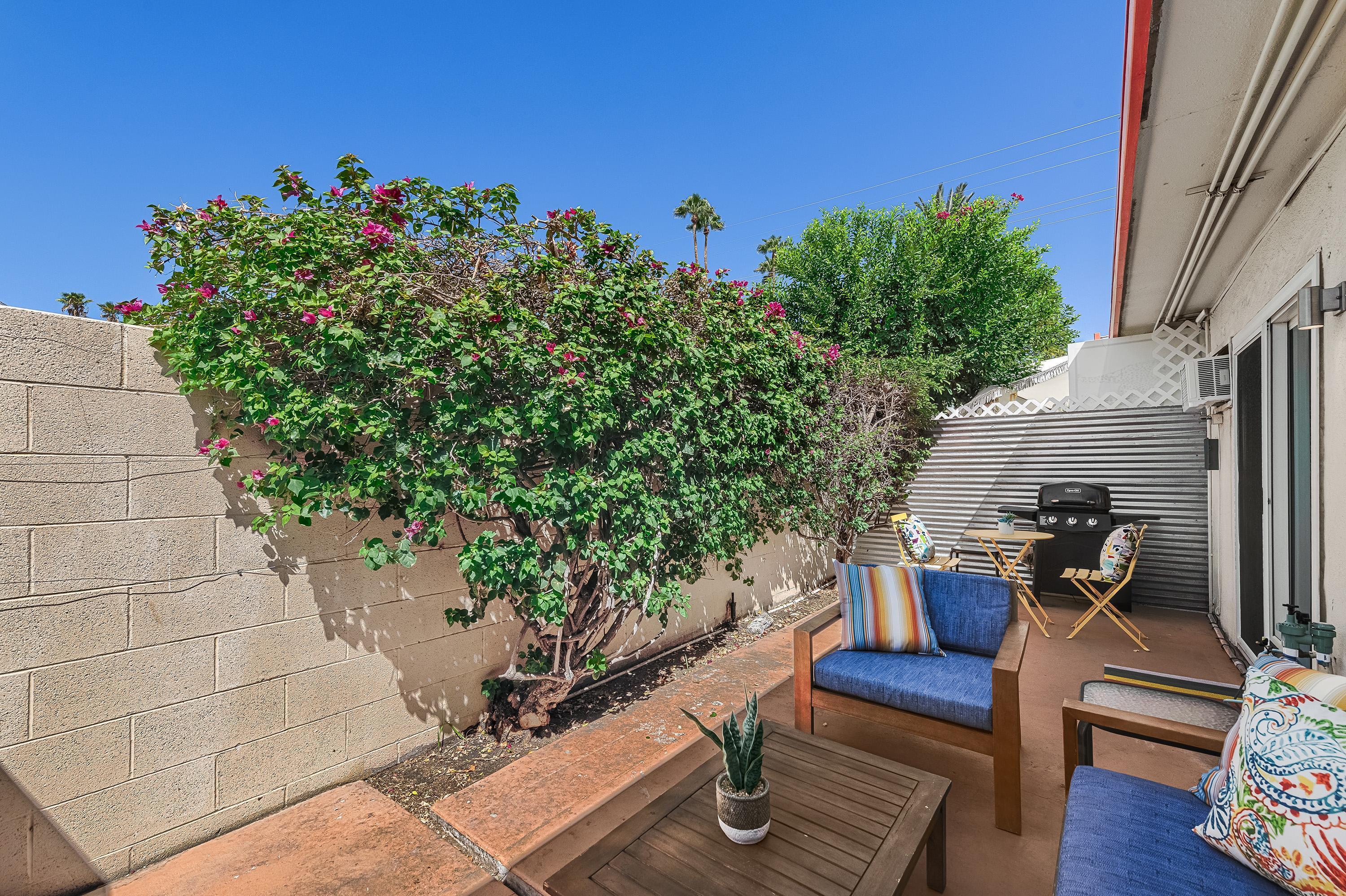 314 E Stevens RD Unit: 2