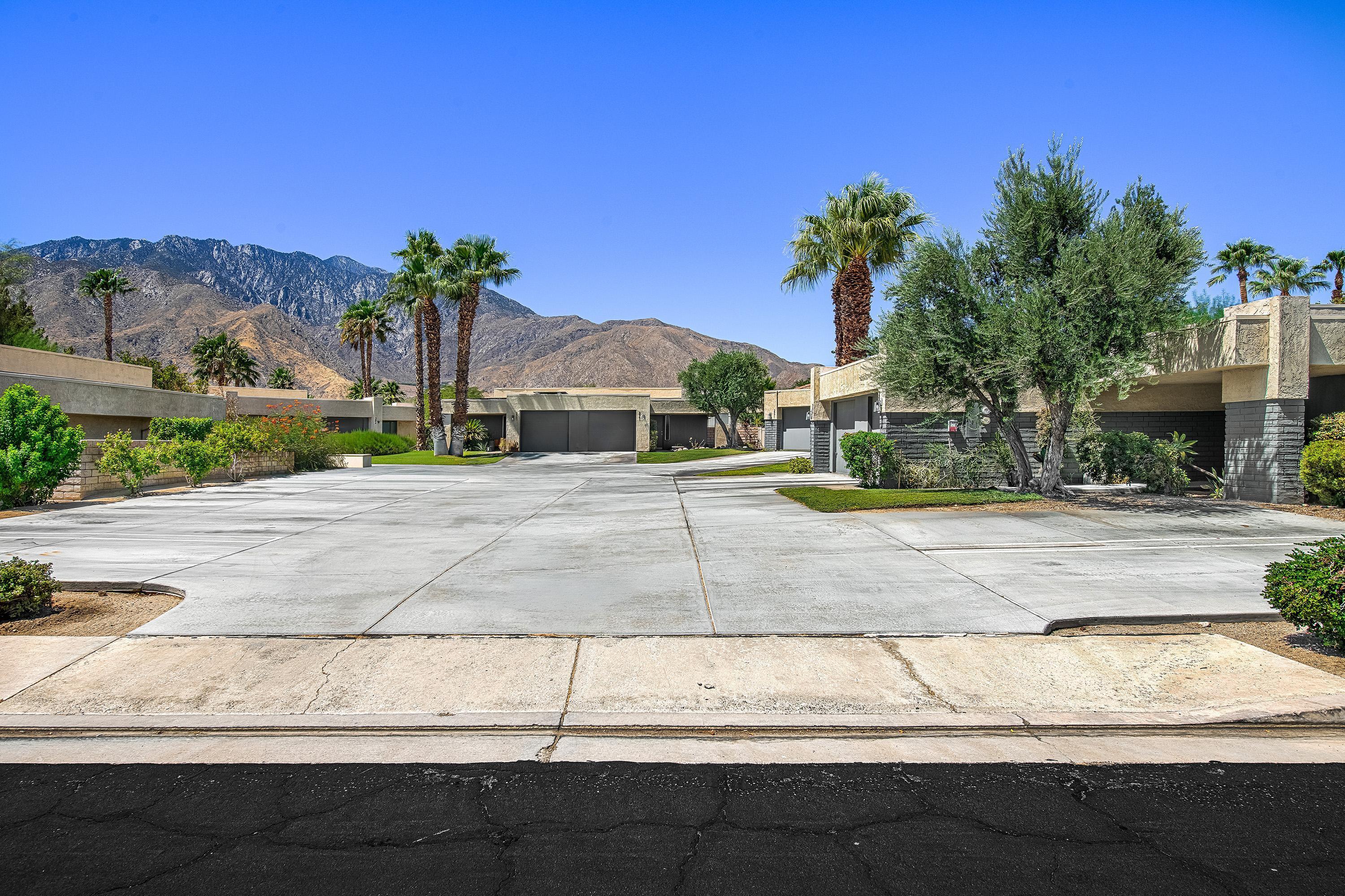 2981 Sunflower CIR