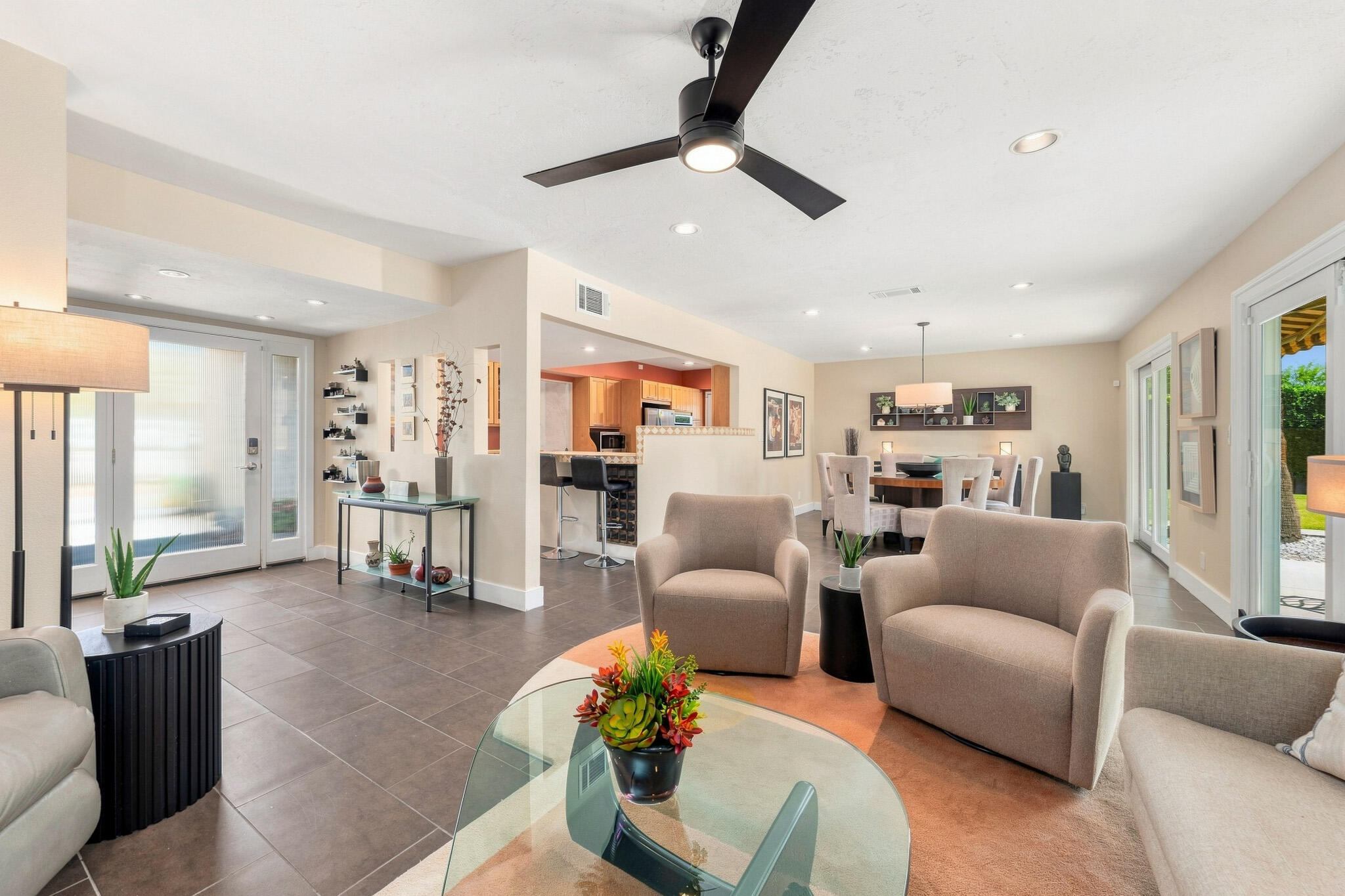 355 W Chino Canyon RD
