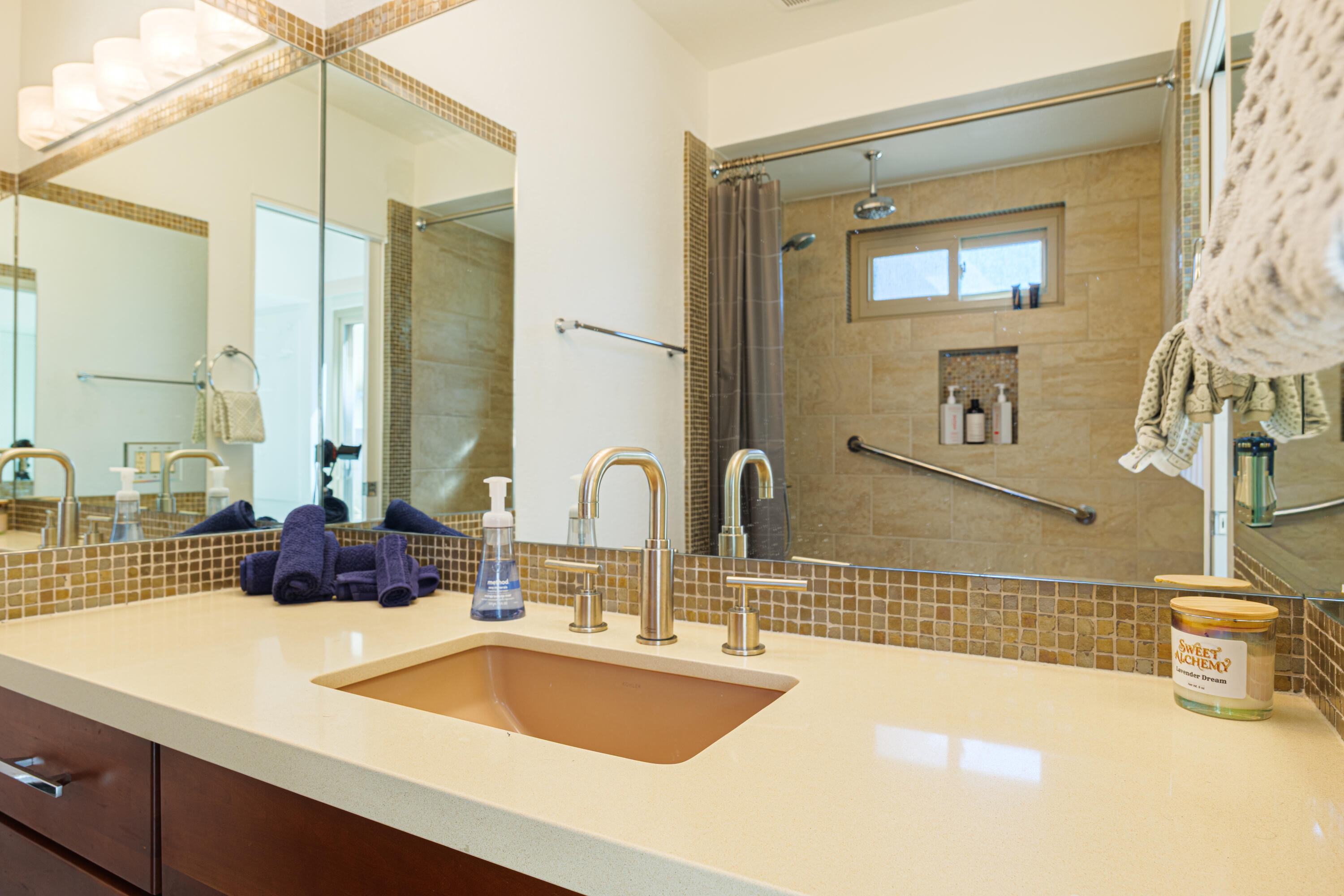 290 S San Jacinto DR Unit: 8