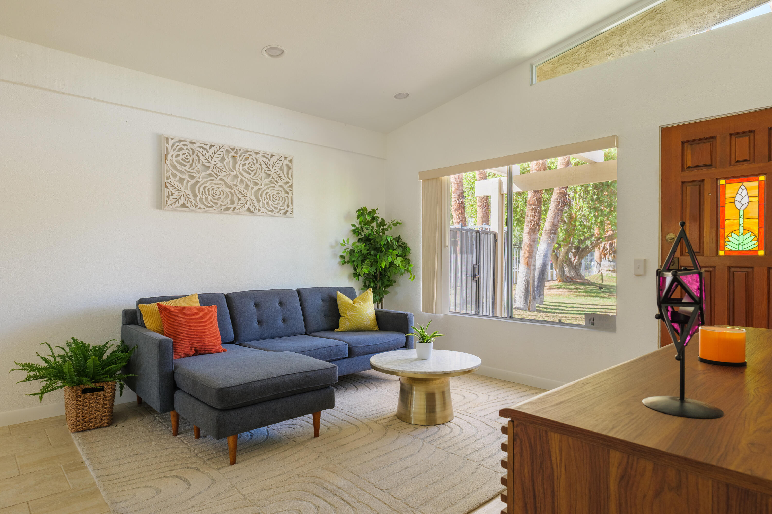 290 S San Jacinto DR Unit: 8