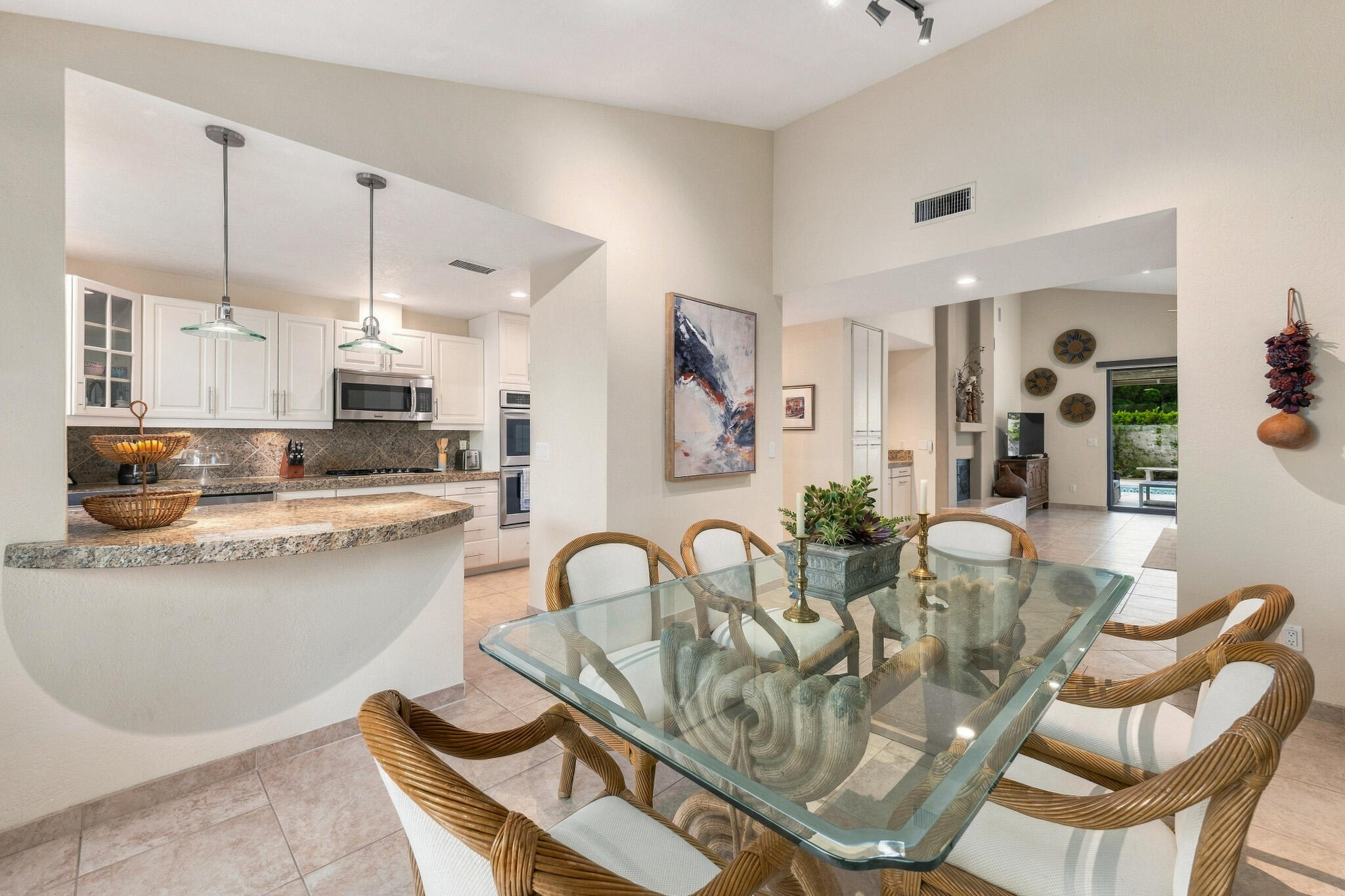 971 Sundance CIR