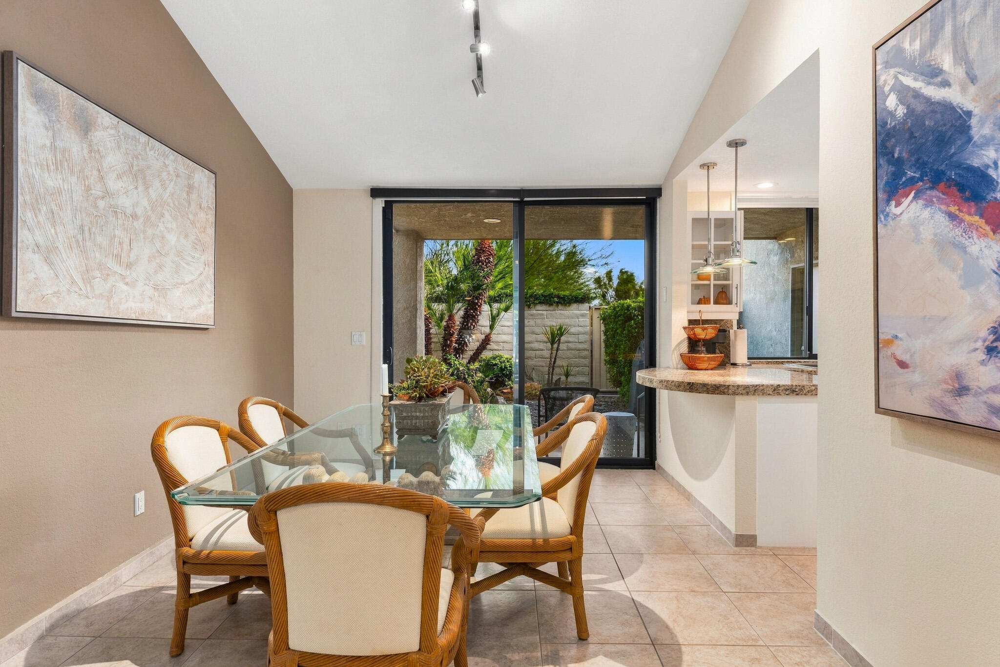 971 Sundance CIR