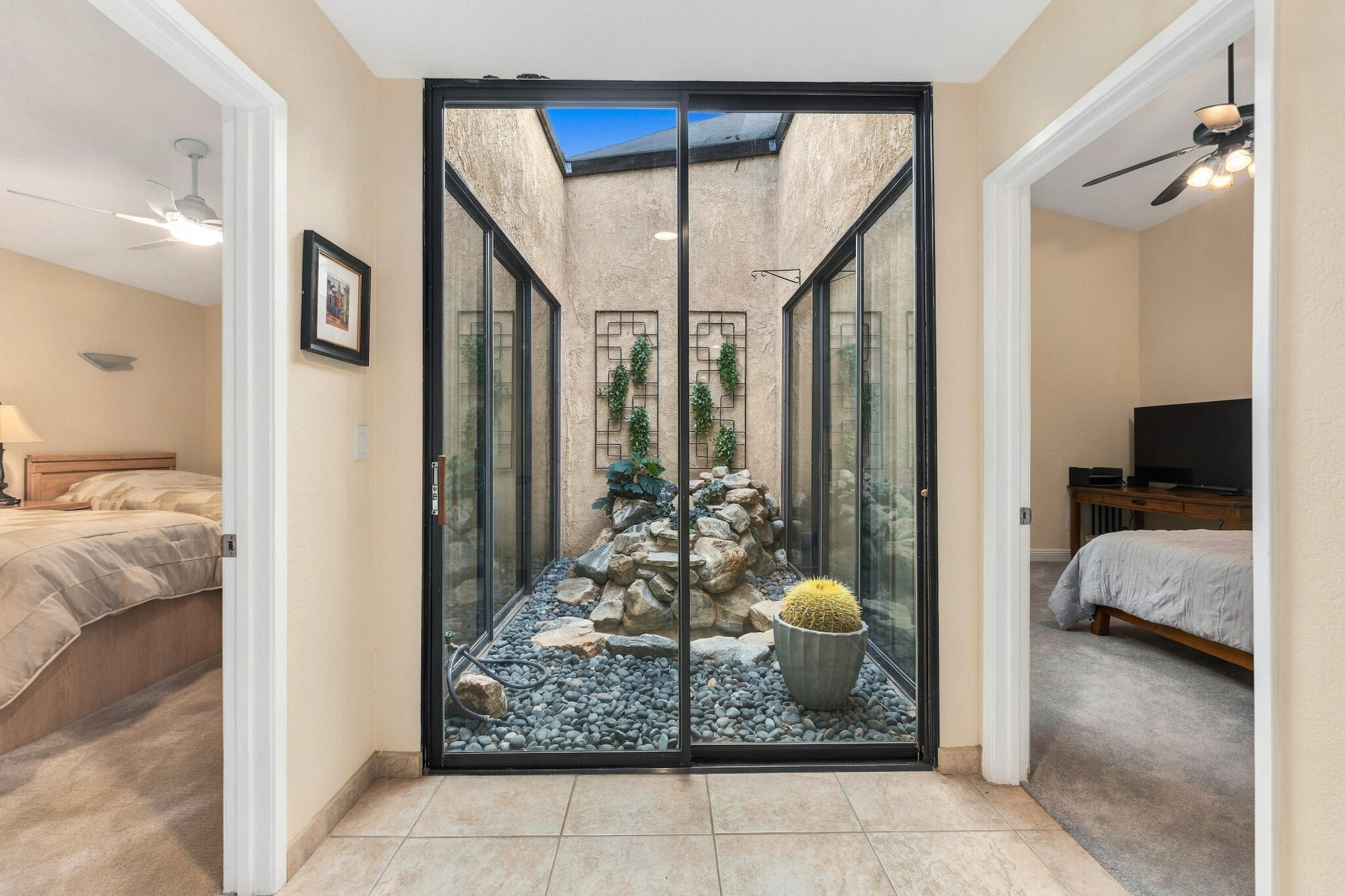 971 Sundance CIR