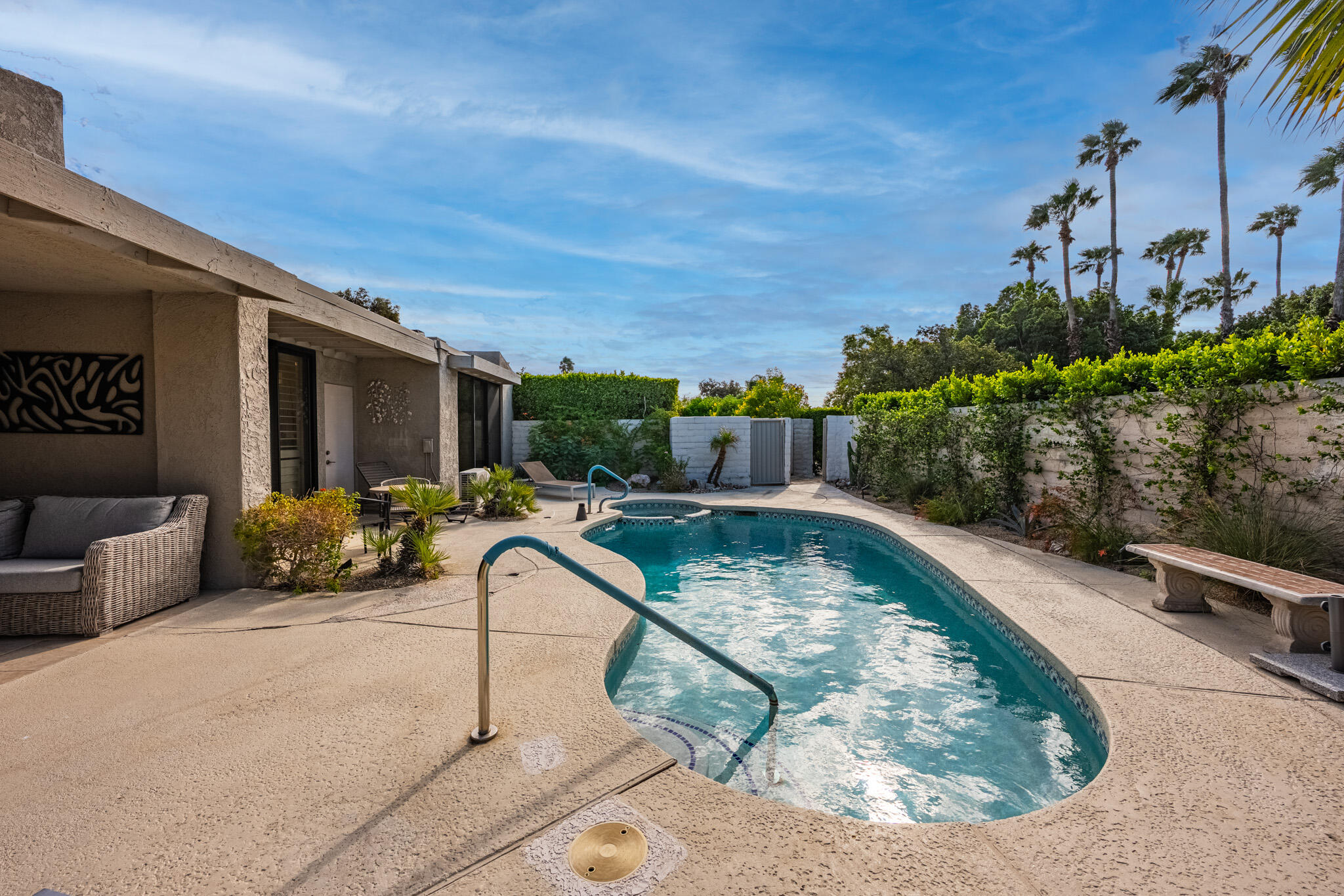 971 Sundance CIR