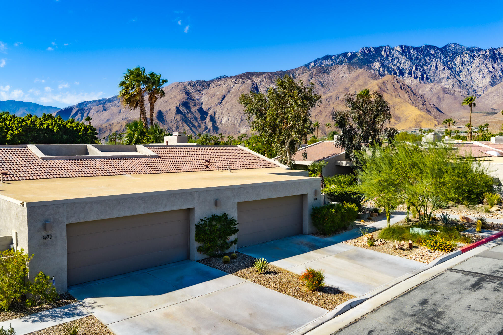 971 Sundance CIR