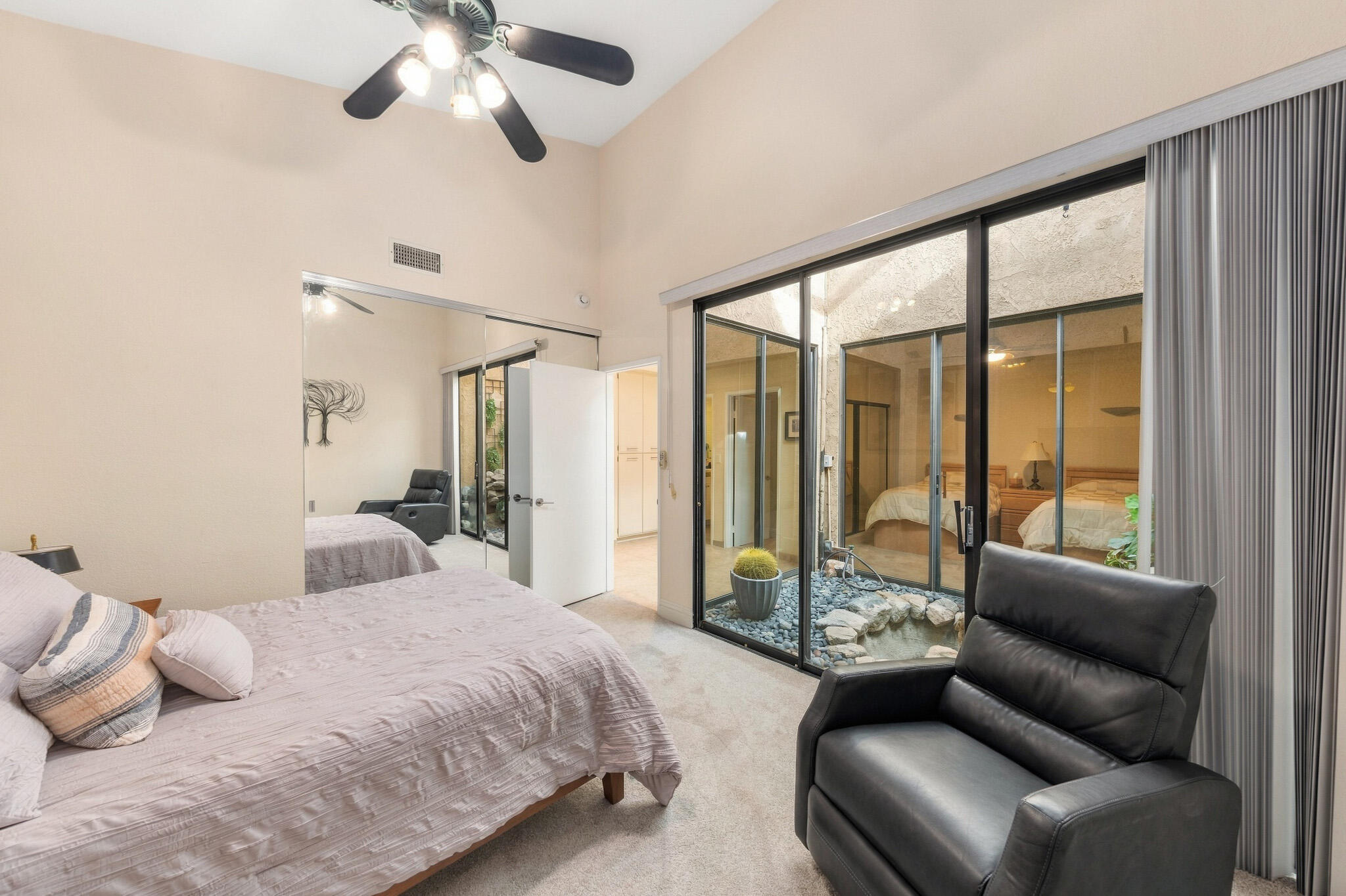 971 Sundance CIR
