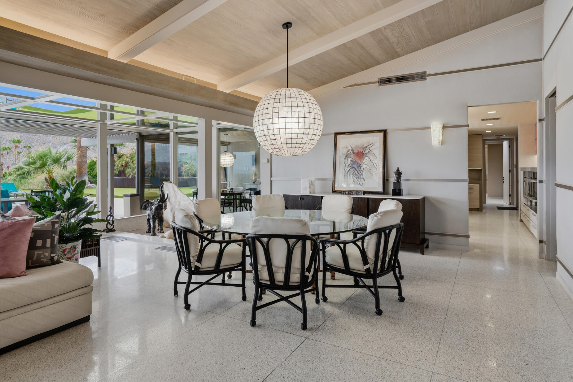 855 W Coronado AVE