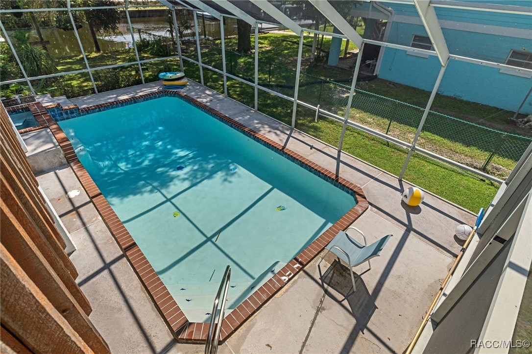 3679 N Suwannee Point