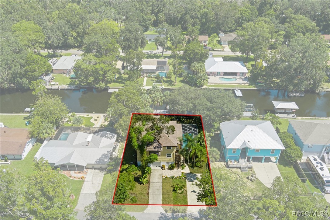 3679 N Suwannee Point