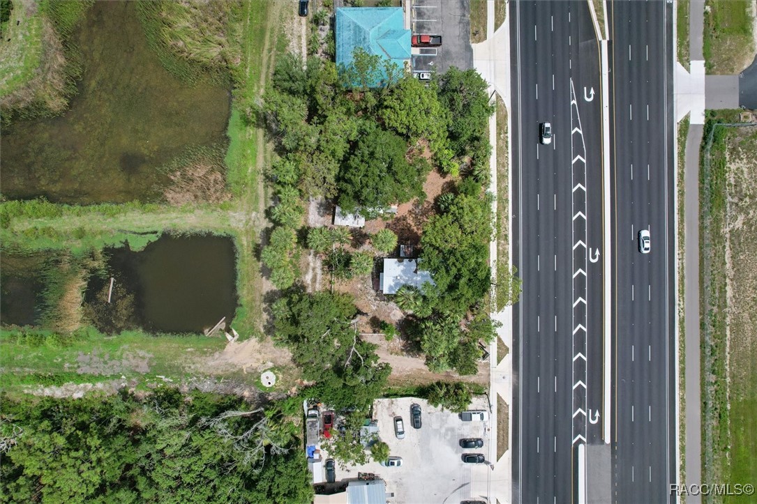 660 N Suncoast Boulevard