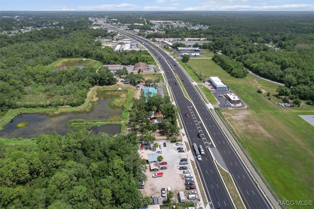 660 N Suncoast Boulevard