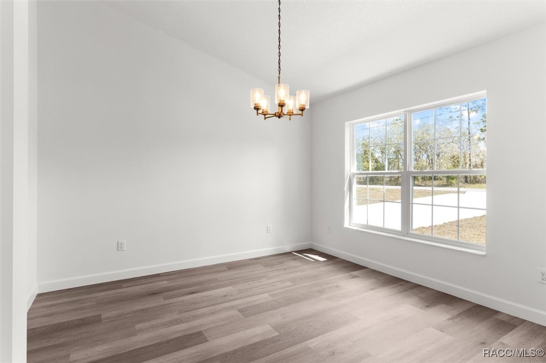 14183 English Sparrow Road