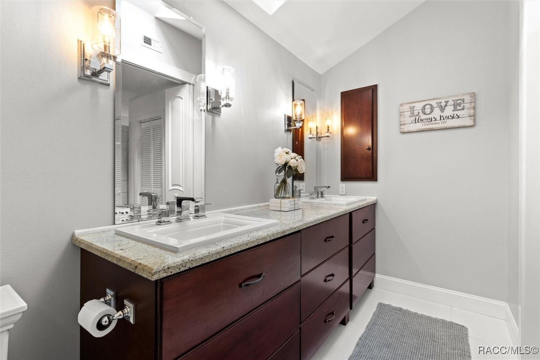 5259 S Stetson Point Drive