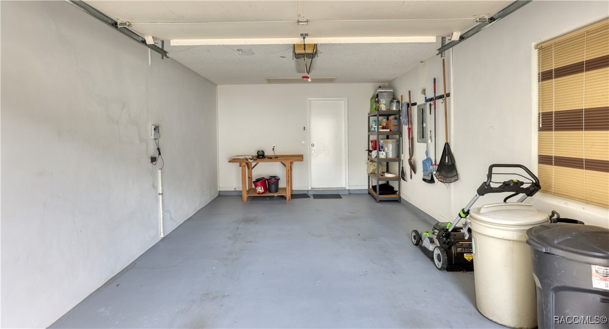 85 Golfview Drive