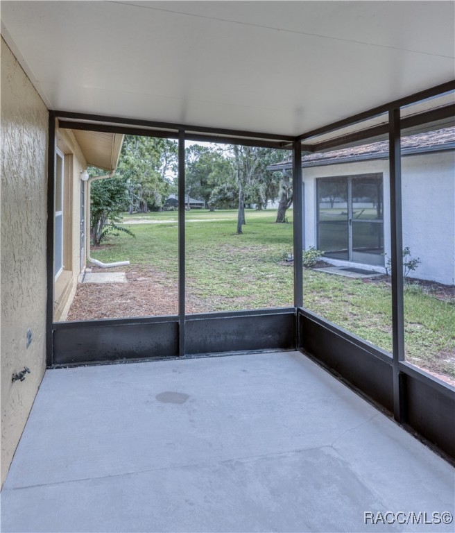 85 Golfview Drive