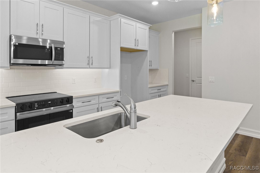 6167 W Rio Grande Drive