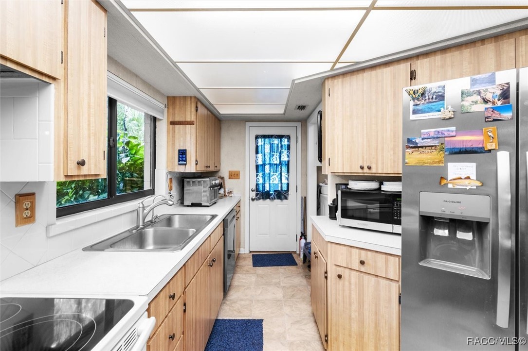 10090 S Riviera Point