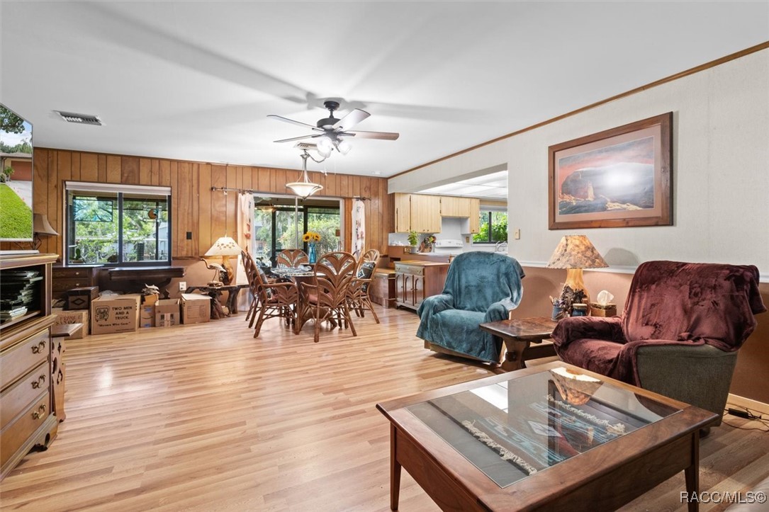 10090 S Riviera Point