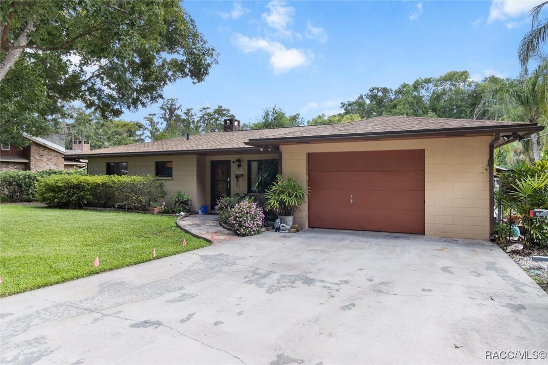 10090 S Riviera Point