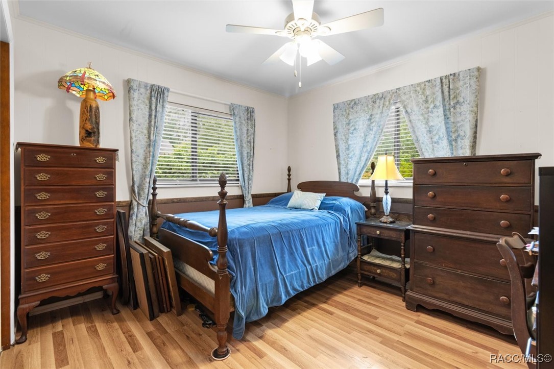 10090 S Riviera Point