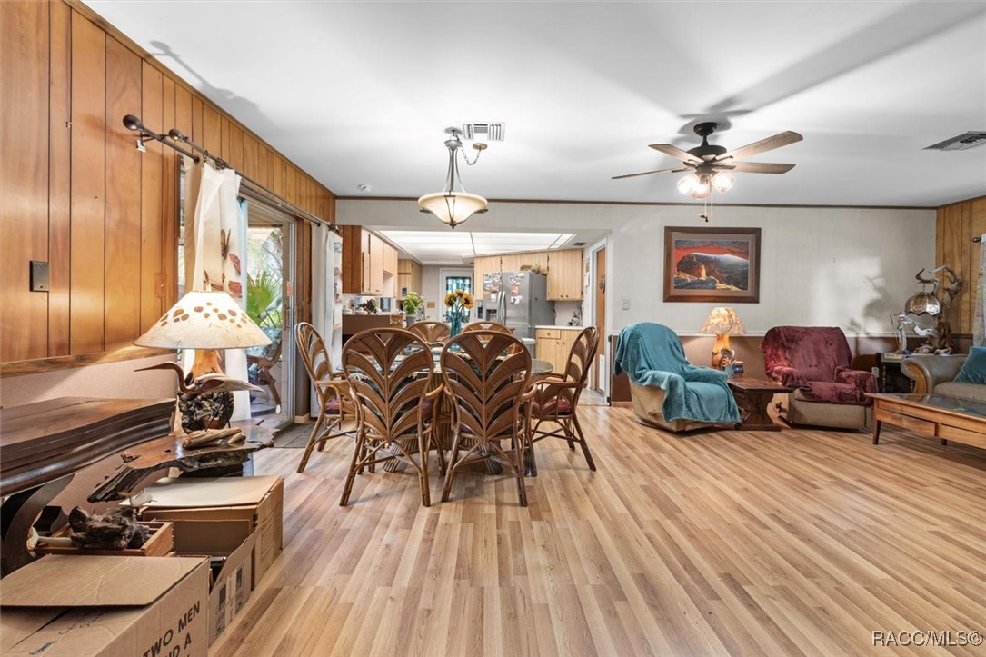 10090 S Riviera Point