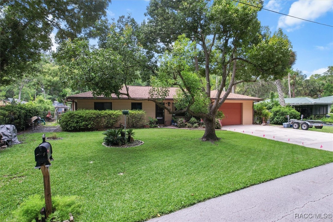 10090 S Riviera Point