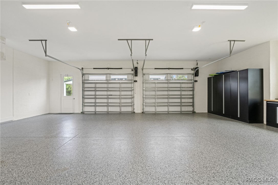 1825 W Oak Valley Court