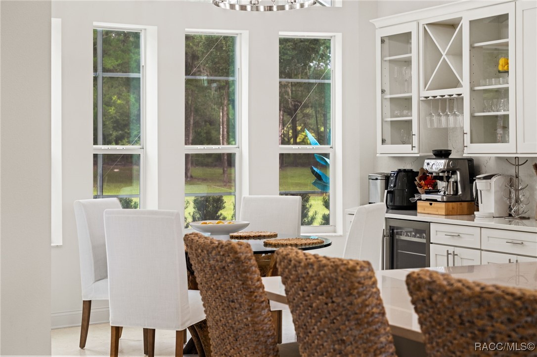 1825 W Oak Valley Court