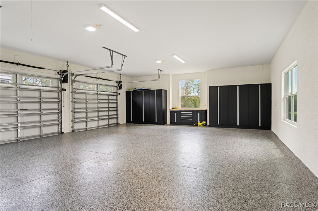 1825 W Oak Valley Court