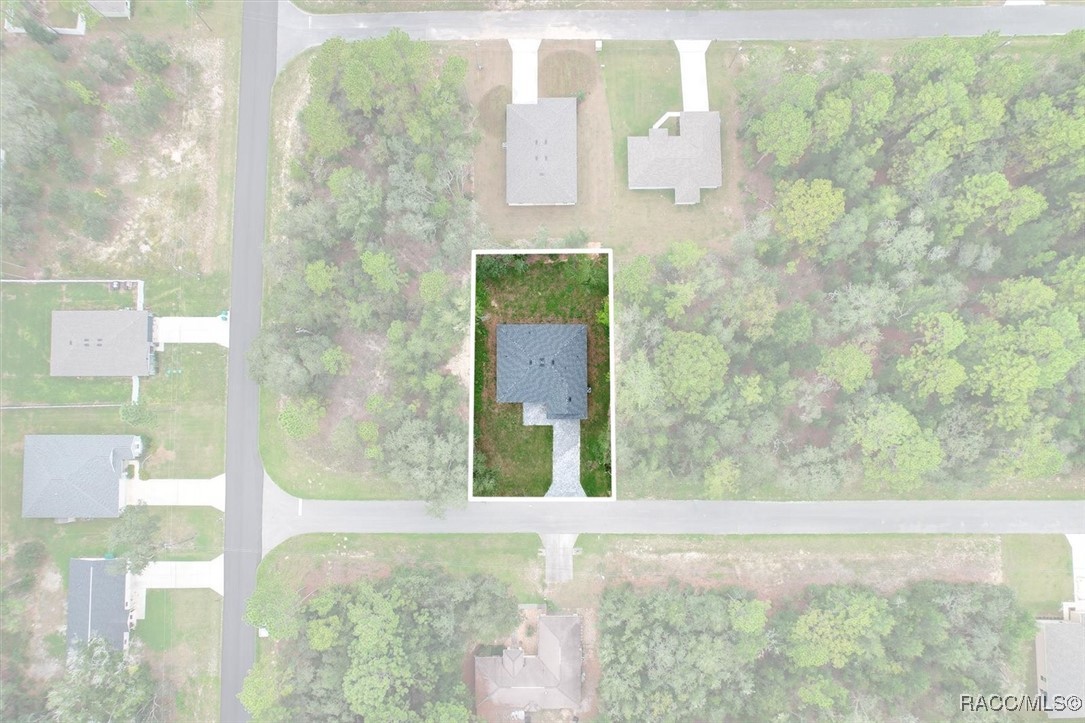 225 W Diego Place