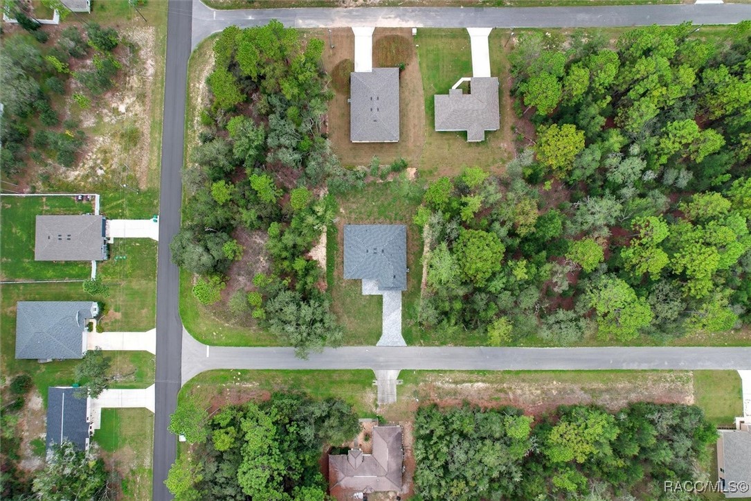 225 W Diego Place