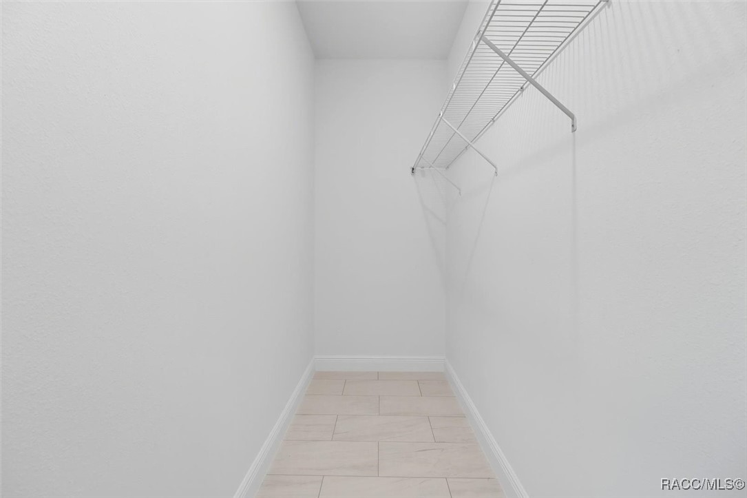 225 W Diego Place