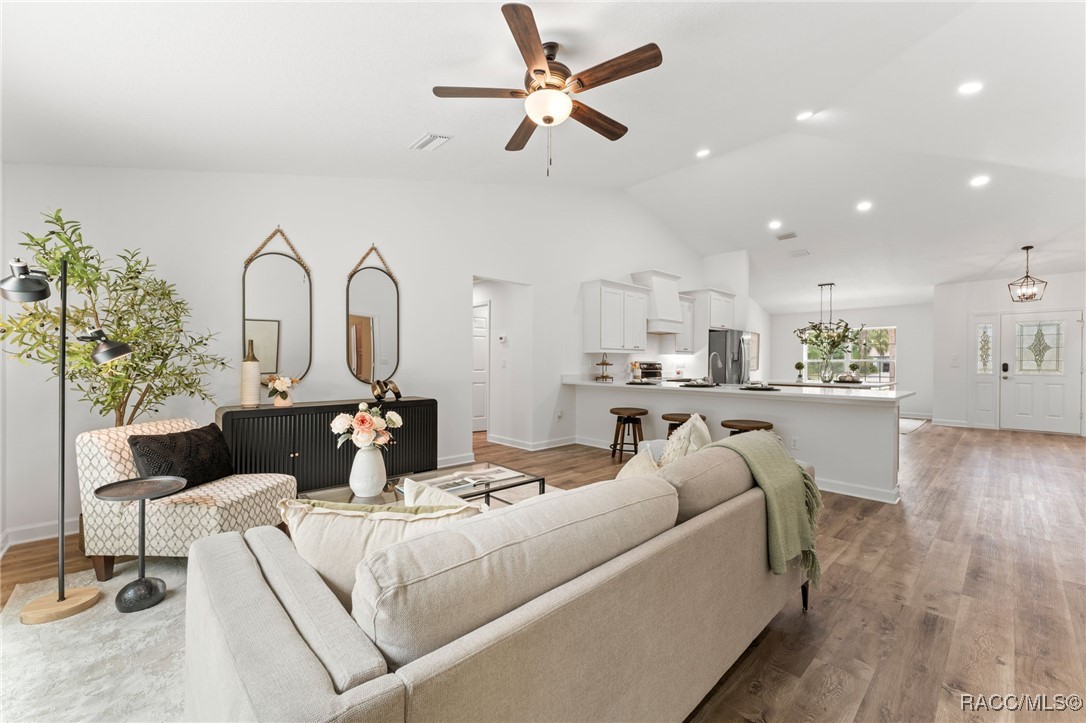 12988 W Baltic Ivy Street