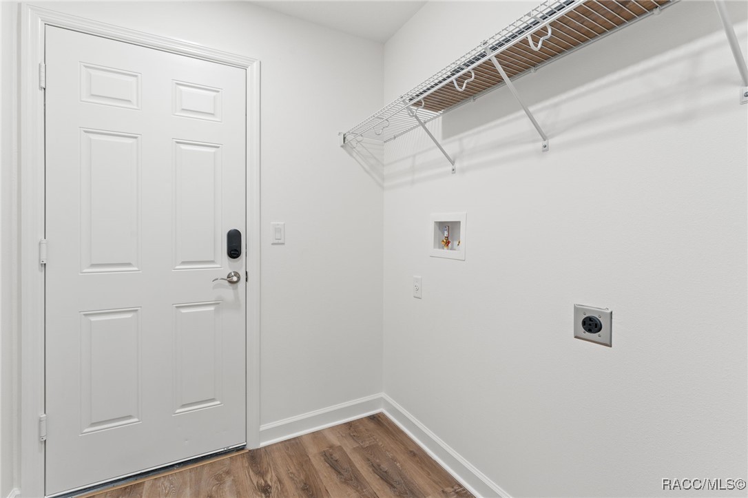 12988 W Baltic Ivy Street