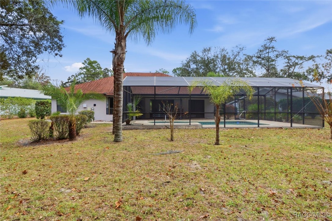 22 Mastic Court W